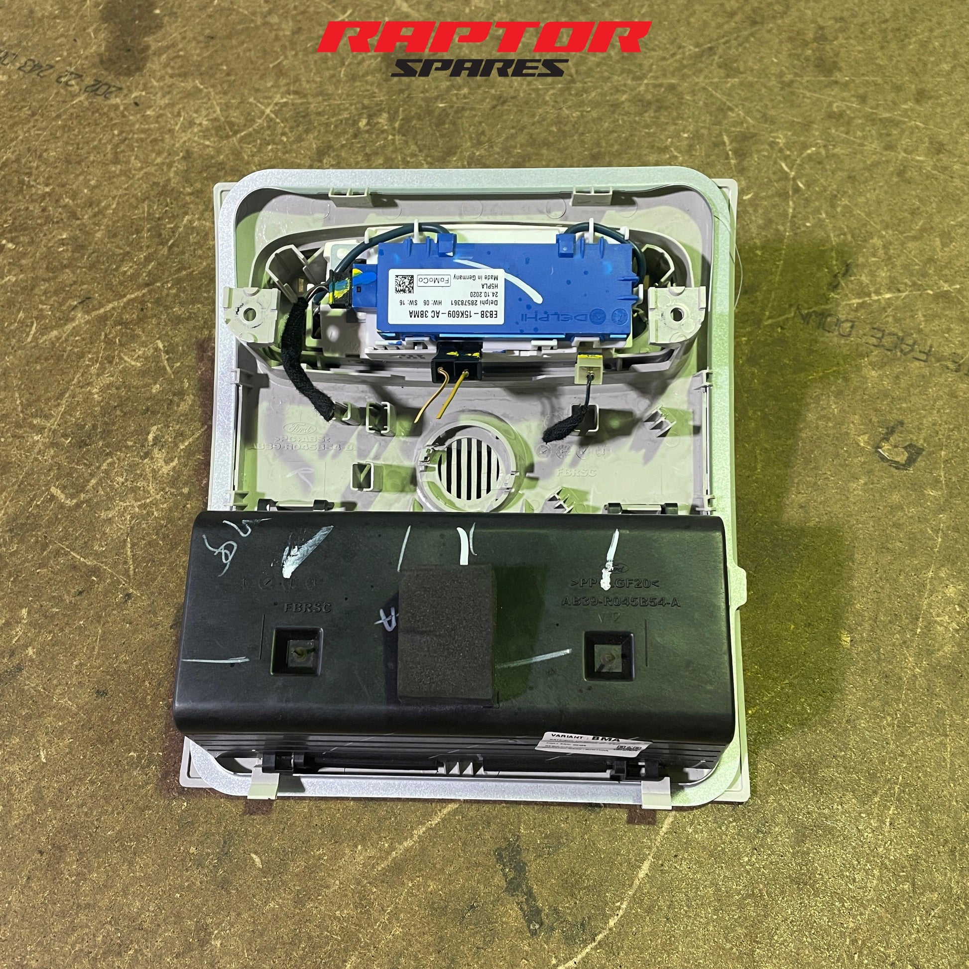 Ford Ranger PX1 PX2 PX3 2011–2022 Overhead Console Light AB39-R045B54-B | OEM