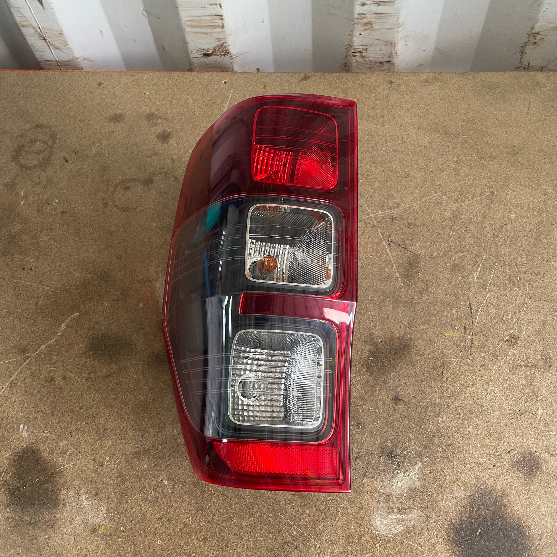 Ford Ranger PX1 PX2 PX3 Tail Light LH Wildtrak Raptor JB3B-13405-EA 2011–2022