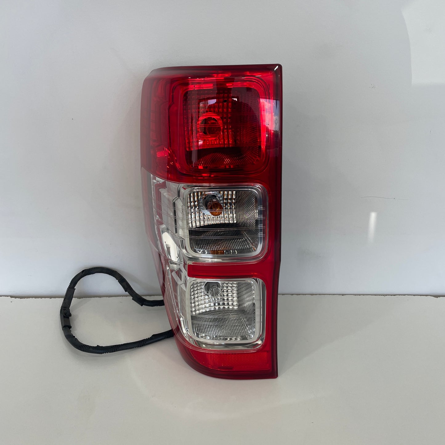 Ford Ranger PX1/PX2/PX3 Tail Light Left Side DA39-13405-AB OEM 2011-2022