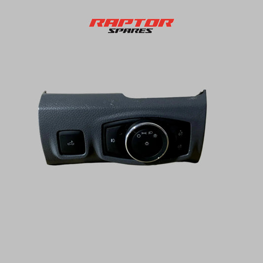 Ford Ranger PX2 (2015-2016) Auto Headlight Switch Boot Release – DG9T-13D061-CEW