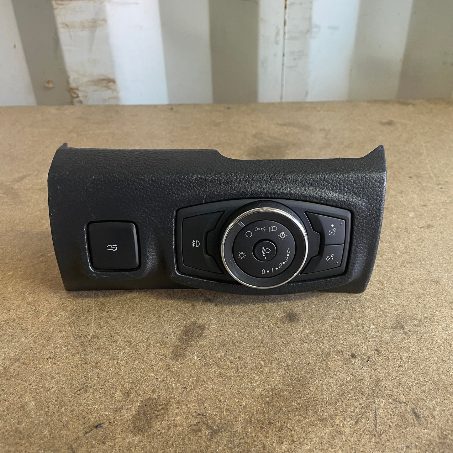 Ford Ranger PX2 PX3 Everest UA Headlight Switch Assembly EB3T-13D061-ECW