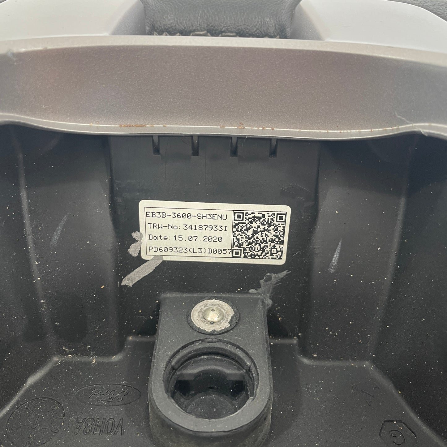 Ford Ranger PX2 PX3 XLT Steering Wheel 2015–2022 | OEM Leather | Black