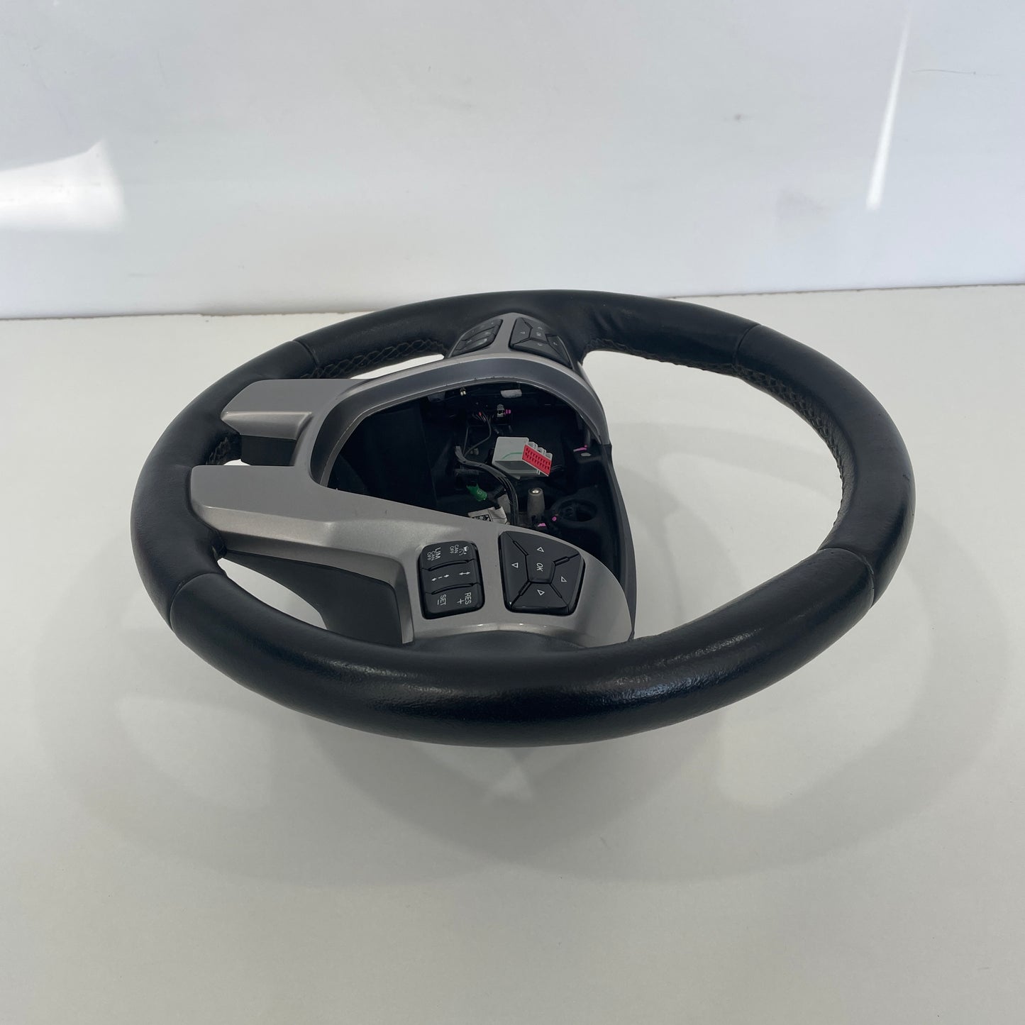 Ford Ranger PX2 PX3 XLT Steering Wheel 2015–2022 | OEM Leather | Black