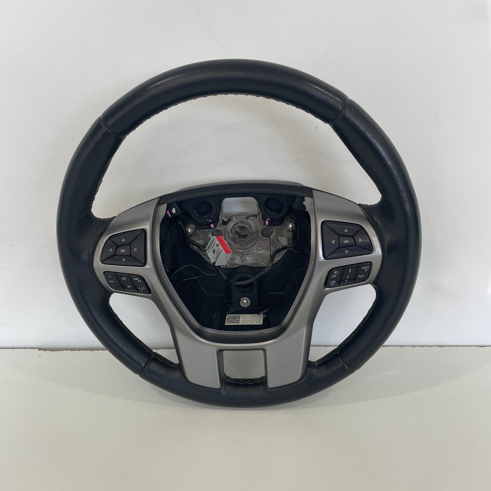 Ford Ranger PX2 PX3 XLT Steering Wheel 2015–2022 | OEM Leather | Black