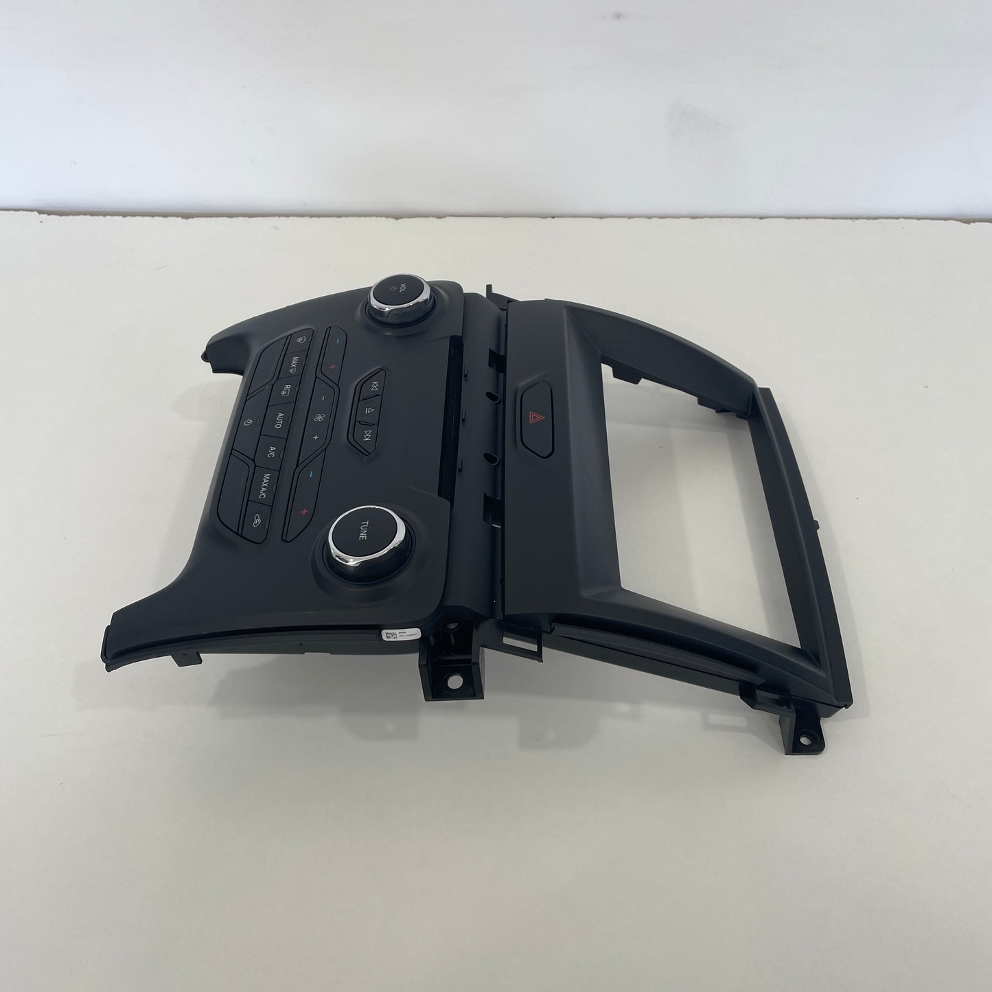 Ford Ranger PX3 2019–2022 SYNC 3 HVAC Control Panel JB3T-18E245-ED3JA6 | OEM