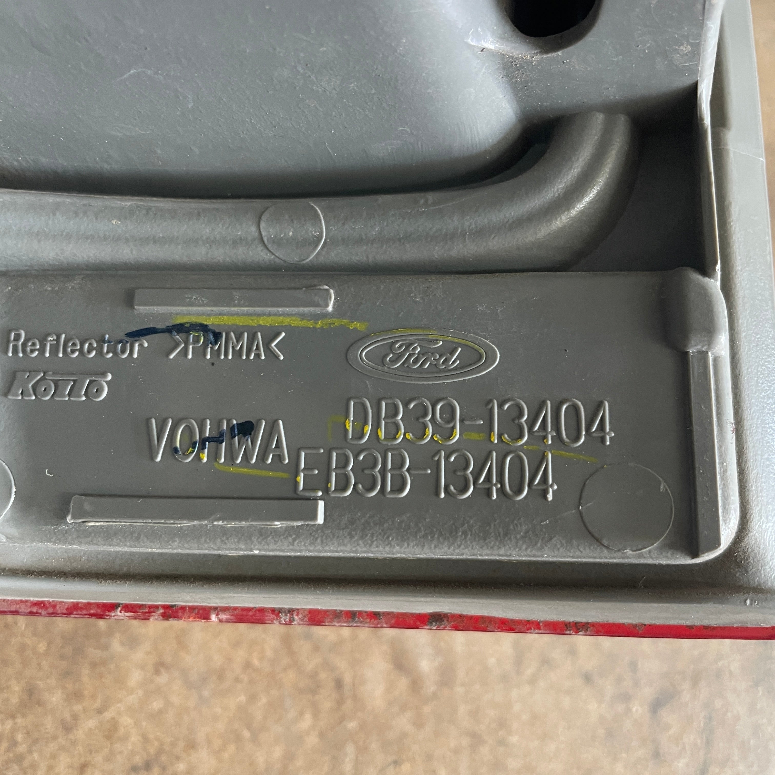 Ford Ranger Right Tail Light PX1/2/3 XL/XLS/XLT 06/2011 to 04/2022 Genuine OEM