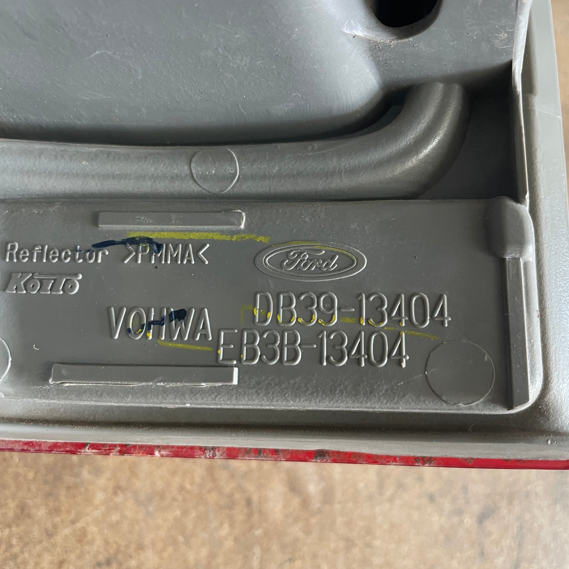 Ford Ranger Right Tail Light PX1/2/3 XL/XLS/XLT 06/2011 to 04/2022 Genuine OEM