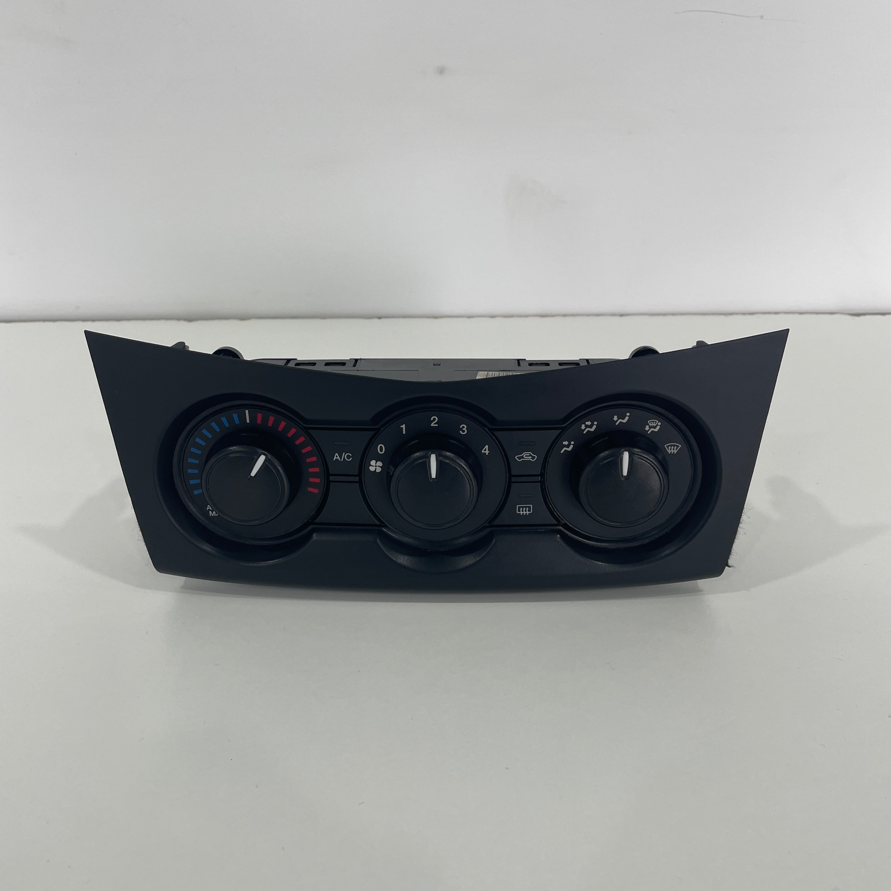 Mazda BT-50 2011-2020 HVAC Manual A/C Climate Control Unit AV79-19A522-BE