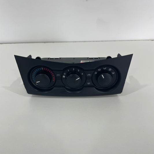 Mazda BT-50 HVAC Manual A/C Climate Control Unit AV79-19A522-BG (2011–2020)