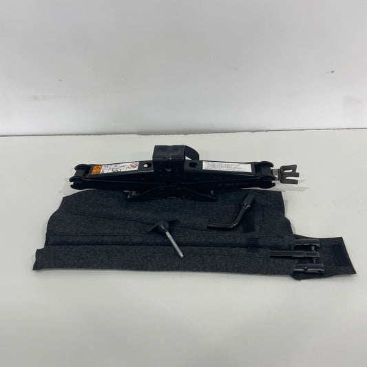 Mazda BT-50 UP/UR Scissor Jack Kit AB31-17080-BA | 2011–2015 | 1,800kg Capacity